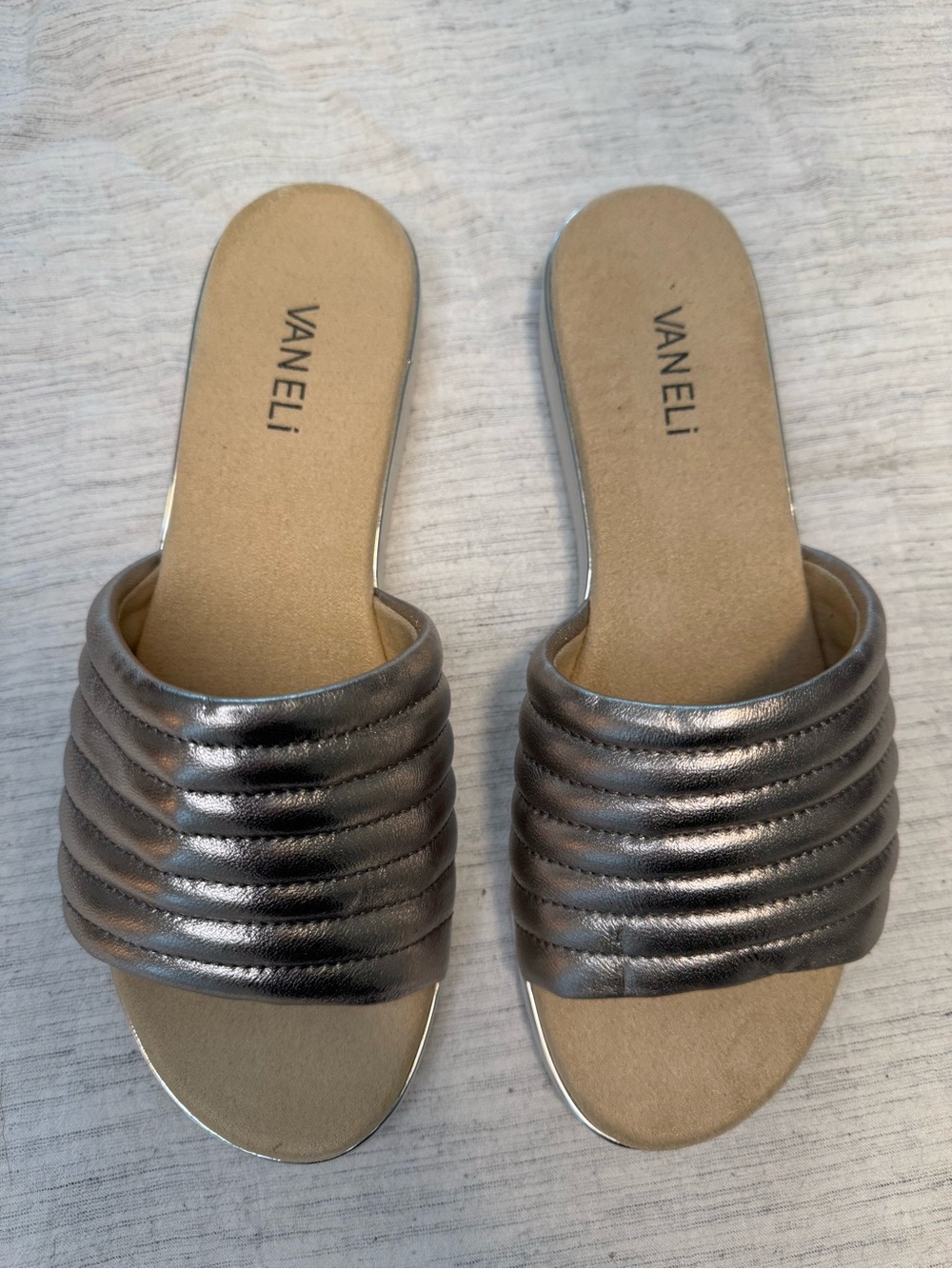 Vaneli Silver Metallic Ribbed Slip-On Slides - Picture 3 of 8